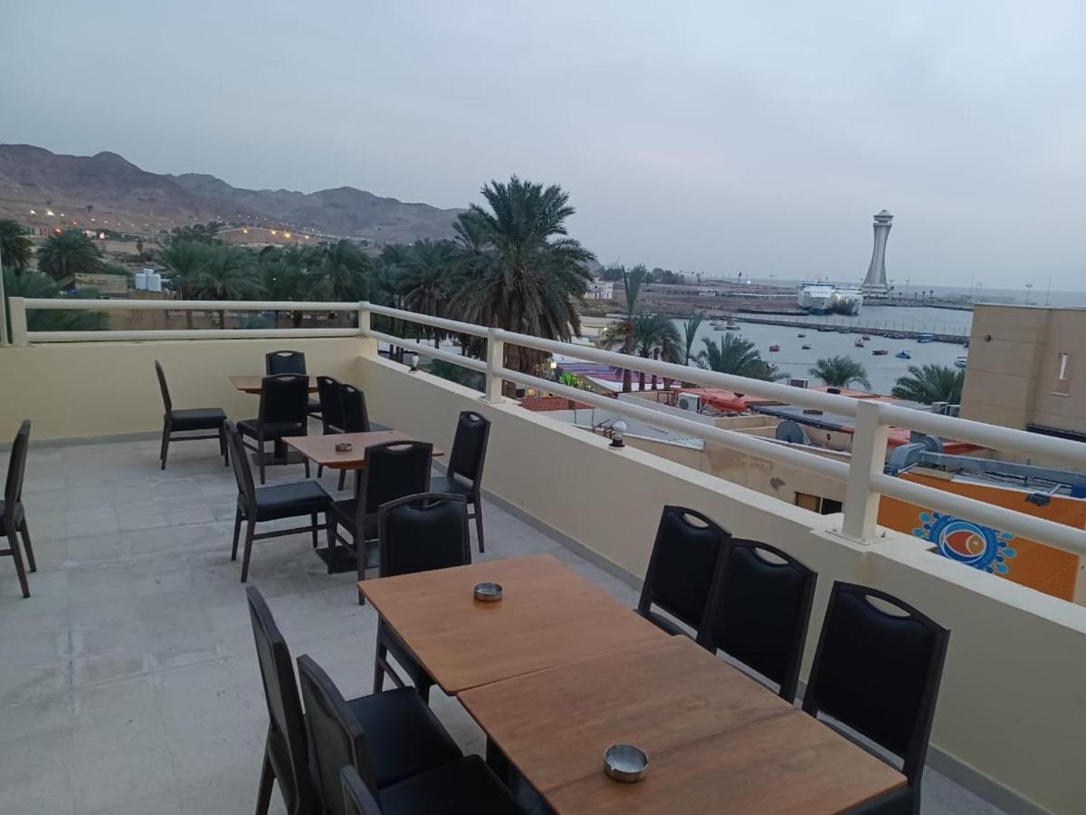 La Riva Hotel Aqaba Esterno foto